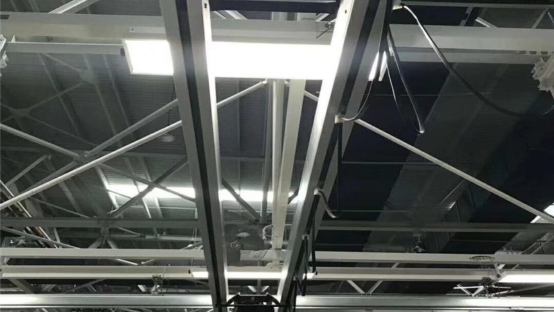 链板输送机与皮带输送机：本质区别与选型要点解析